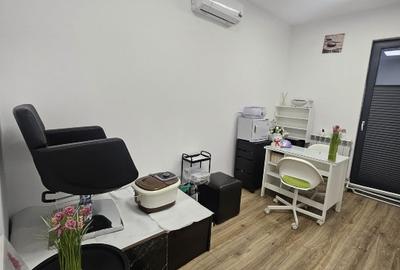 Cabinet Manichiură Premium Royal Town Copou + Bază 1000 Cliente - 1