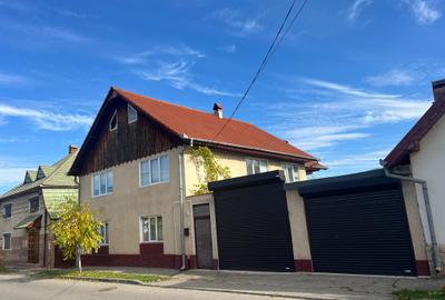 Casa Rasnov, Central, str. Ghimbasel - 1