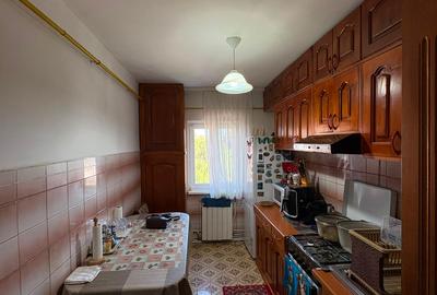 Apartament de vanzare | 3 camere, 70 mp | Centrală proprie - 3