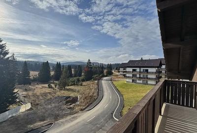Apartament cu 2 camere decomandat în Poiana Brașov