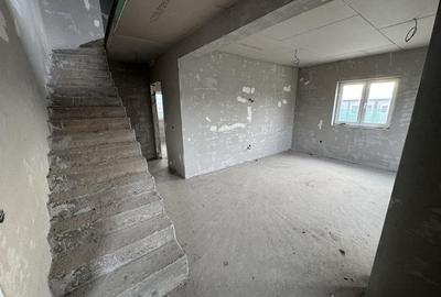Casa tip duplex 4 camere curte 190 mp zona Mohu Selimbar - 7