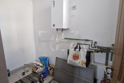 Vilă 7 camere Sălăjan, centrală, an 2020, 281 mp - 12