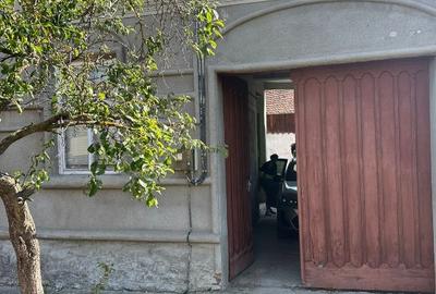 Casa de vanzare la sosea in Girbovat, langa Bozovici, 5 camere - 2