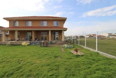 Duplex, semi-mobilat (doar bucataria) la prima inchiriere. - 1