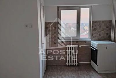 Apartament cu 3 camere, 2 bai,2 balcoane, etaj intermediar,Iuliu Maniu - 5