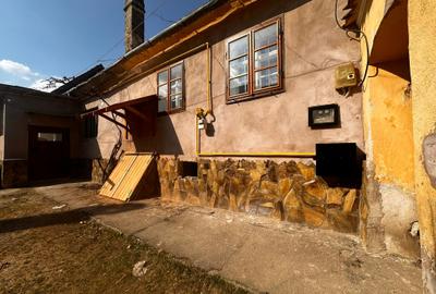 Inchiriez Casa-Vila in Jud. Brasov, Loc Cristian Muncitori ! - 2
