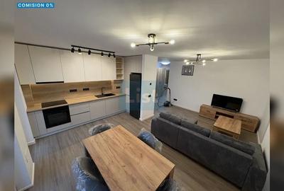 Apartament cu 3 camere semidecomandat, mobilat în Iris