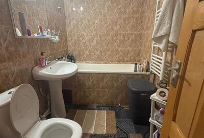 Apartament cu 3 camere decomandat, 2 bai, etajul 2 - Cug - Aleea Tudor Neculai - 9