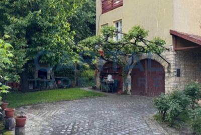 Casă individuală cu 4 camere în Andrei Mureșanu