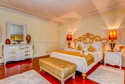 VILA 9 CAMERE - OTOPENI - COMISION 0% - 18