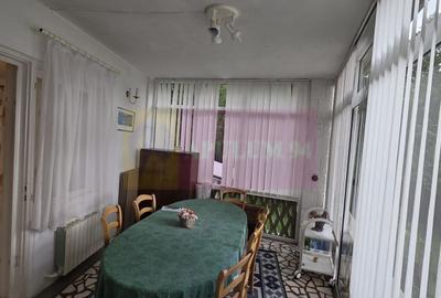 Vila de vanzare cu 6 camere si teren de 5116 mp in Cornu, Prahova - 10