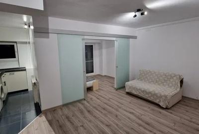 Garsonieră decomandată, mobilată în Tei