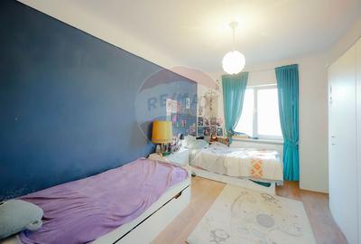 De vânzare apartament cu 2 camere, parter, parcare inclusă, central - 5