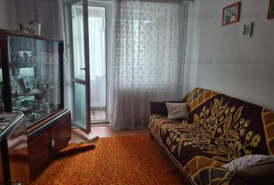 Apartament 3 camere în stare buna Dărmăneşti