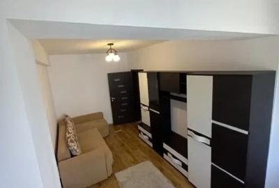 Apartament cu 2 camere decomandat în Tătărași