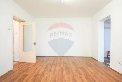SPATIU COMERCIAL DE INCHIRIAT | CENTRUL ISTORIC | PIATA TEATRULUI - 11