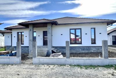 Casa noua cu 4 camere finisata in Sard 105 mp cu teren de 500 - 1