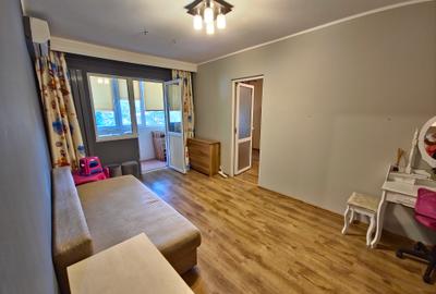 Groapă Inel II 3 Camere  Etaj 1  Semidecomandat  Centrală Gaz  Mobilat - 1