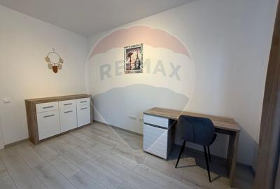 Apartament cu 3 camere, 2 bai și loc de parcare - 33