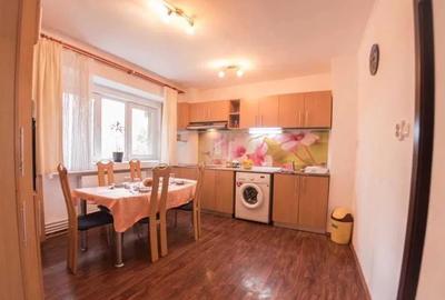Apartament cu 3 camere, decomandat, 67 mp, etaj interediar, zona Dorobantilor - 1