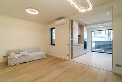 Vilă Contemporană Dorobanți: Fotovoltaice, Pompe de Căldură și Parcare - 7