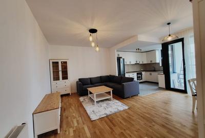 Apartament cu 3 camere decomandat, mobilat în Iancu Nicolae