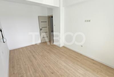 Apartament 3 camere decomandat - 2 bai - balcon - parcare - intabulat - 10