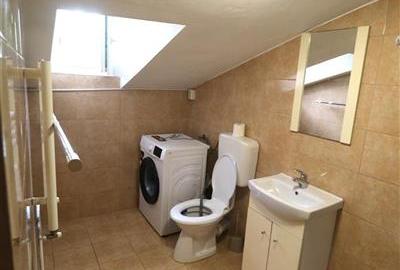 Apartament 2 camere , centrala proprie , zona Mehala - 8