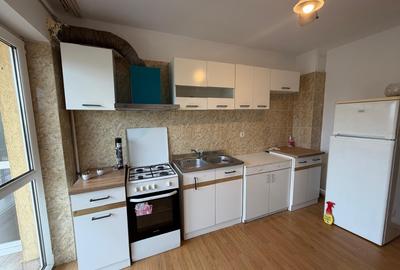 Vand apartament 3 camere - decomandat - etaj 1 - cartier Trei Stejari - 7