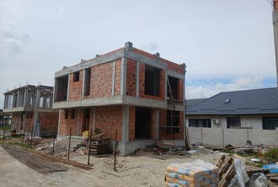 Case P+1  moderne, absamblu cu intrare privata si avansat ca si constructie - 6