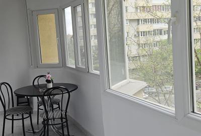 Apartament 3 Camere,Pantelimon,Mega Mall,bl.1978,reabilitat,et.3/10,Amenajat - 2