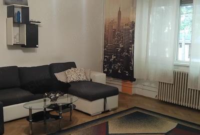 Apartament cu 2 camere semidecomandat, mobilat în Medicină