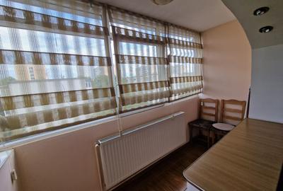 Vest se vinde apartament decomandat doua camere pret 81000 euro negociabil. - 10