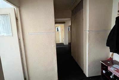Apartament 3 camere decomandat, Nicolina, etaj 3 - 8