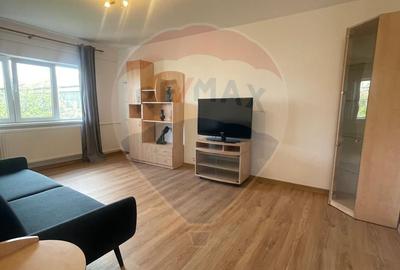 Apartament cu 2 camere de închiriat în zona Decebal - 5