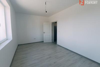Apartament 2 camere cu balcon si gradina in Giroc - ID V4262 - 3