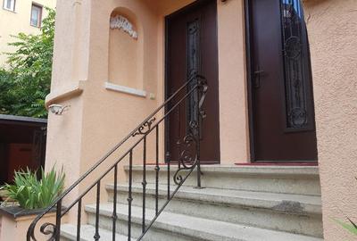 Inchiriere vila office - 1