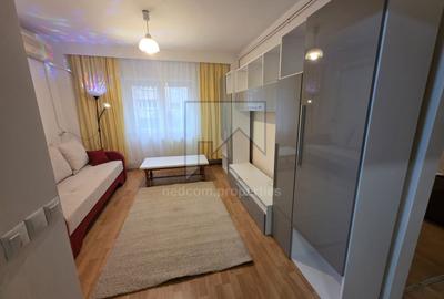 Inchiriere apartament 3 camere Nerva Traian - - 1