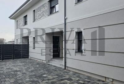 Casă cu 5 camere în Moșnița Nouă