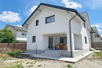 Vila individuala P+M - 4 camere - 3 bai - teren 308mp - Str. Padurea Craiului - 2