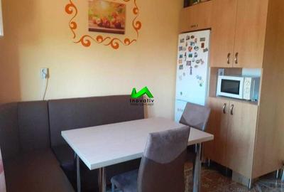 Apartament de vanzare 3 camere 2 bai Sibiu Terezian