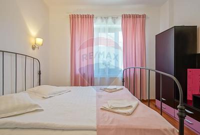 Casă cu 2 apartamente în Brasov, investiție sigură sau căminul ideal - 18