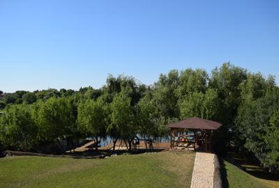 Conac lac Snagov cu ponton - 8