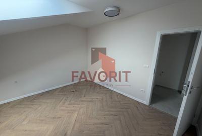 NOU. Disponibil imediat. Decomandat. Zona Soarelui - 6