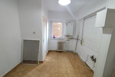 Apartament 3 camere| etaj 2| zona Aiud - 4