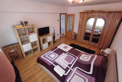 Vanzare 2 camere - Imobiliare MAXICONFORT - 3