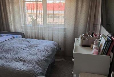 Apartament 2 Camere Decomandat Nicolina Complet Renovat - 4