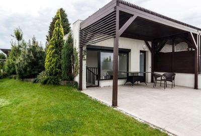 Apartament cu 5 camere decomandat în Herăstrău