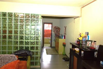 Apartament generos 88mp cu 2 camere de vanzare  Drumul Taberei - 6