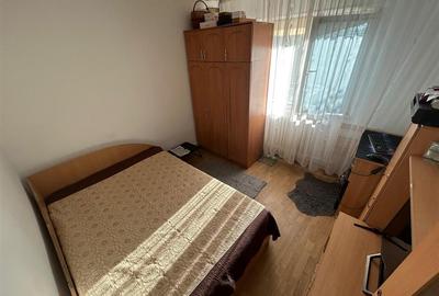 Etaj 2, fara risc, 3 camere zona Mircea cel Batran - 7